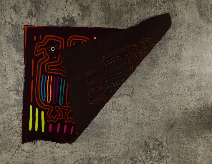 Classic Maroon And Orange Optical Illusion Bird Mola