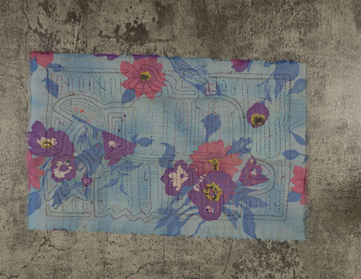 Vintage Maroon King Of The Jungle Mola