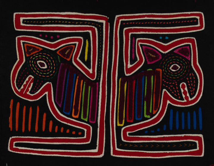 Classic Black Red And White Puppy Dog Mola