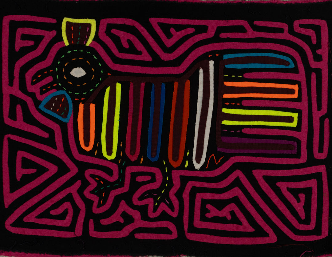 Classic Black And Pink Jungle Bird Mola