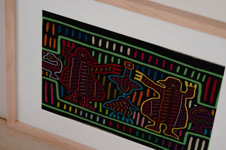 Traditional Green And Red Waltzing Matilda Mola