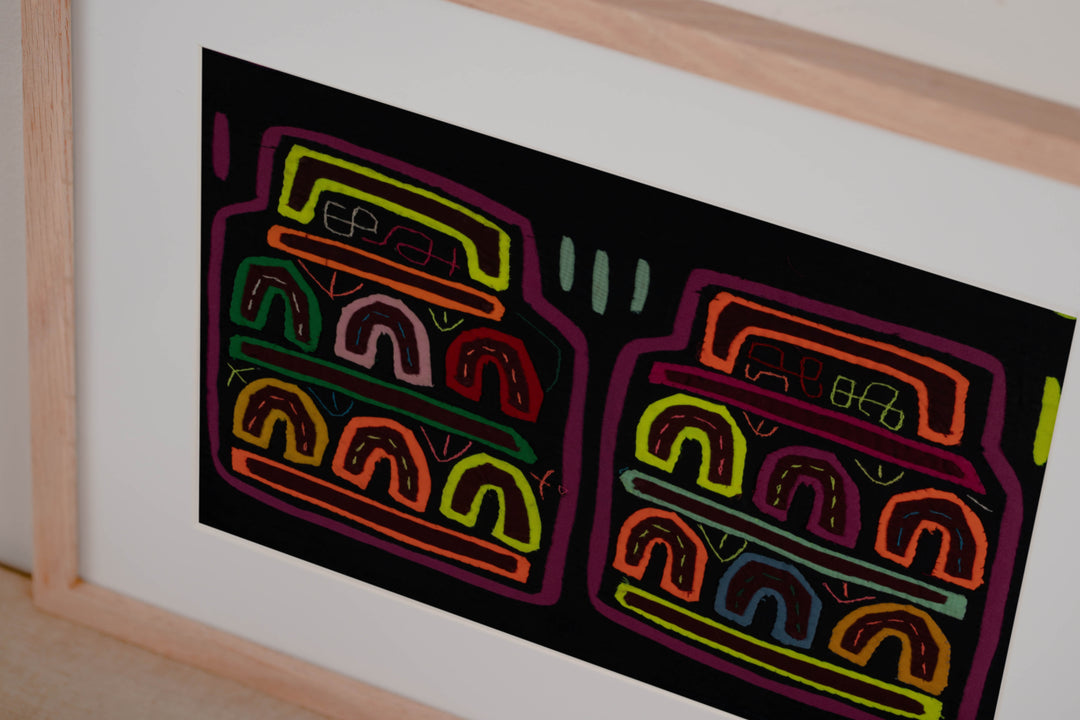 Classic Multi-Color Cookie Jug Mola