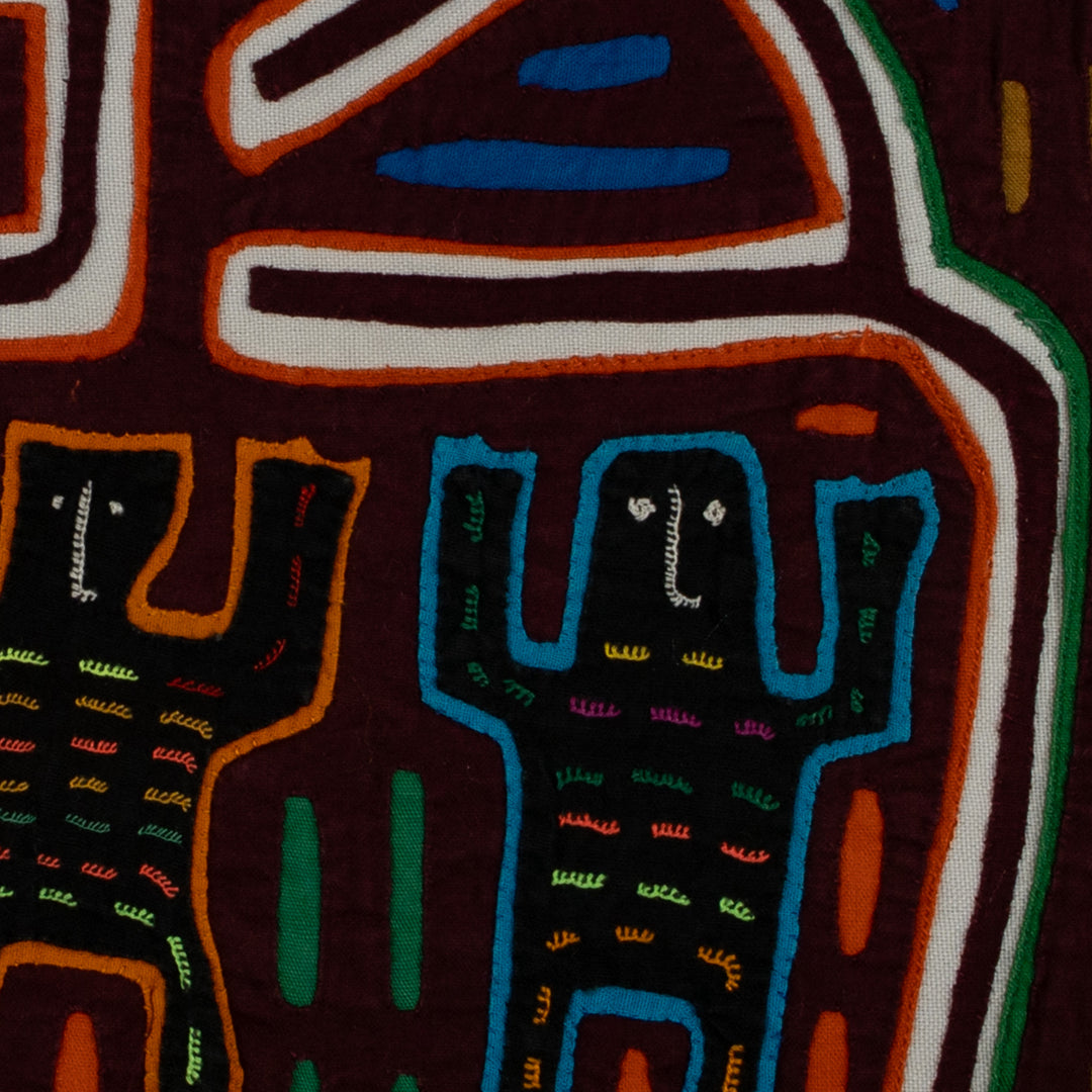 Classic Burgundy And White Boat People Mola