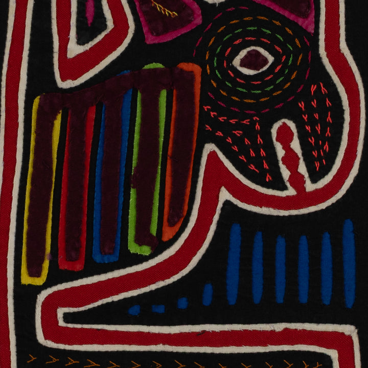 Classic Black Red And White Puppy Dog Mola