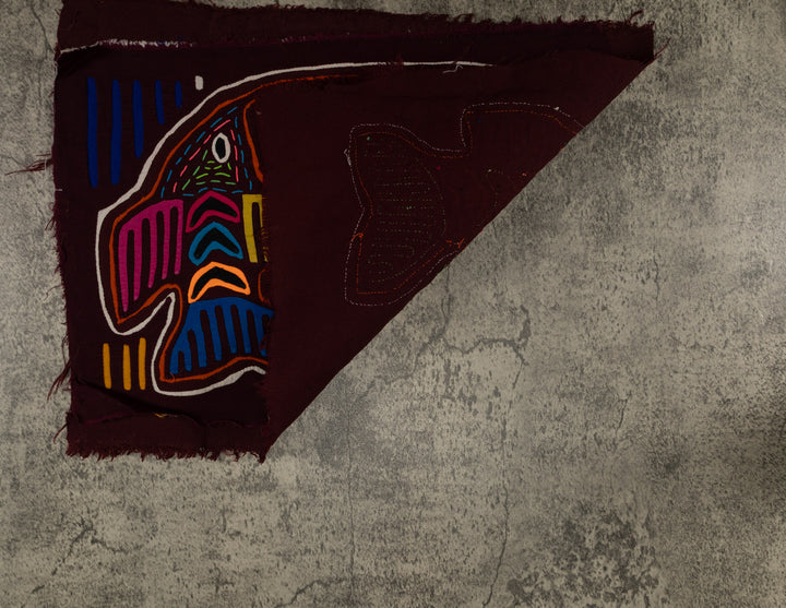 Classic Multi-Color Hummingbird Kiss Mola