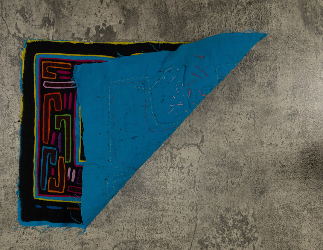 Classic Black And Blue Whatisit Mola