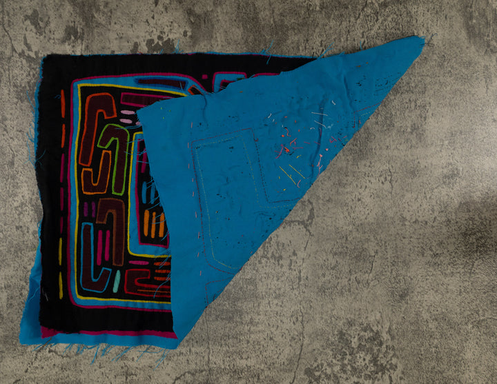 Classic Black And Blue Whatisit Mola