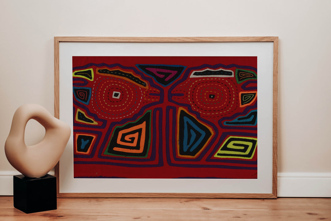 Red Bird Talking Out Of Both sides Of Mouth Mola