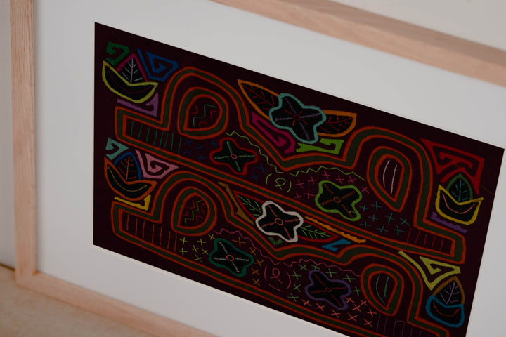 Classic Rainbow Colors Fantasy Garden Mola