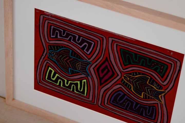 Classic Orange And Pink Fish Aquarium Mola