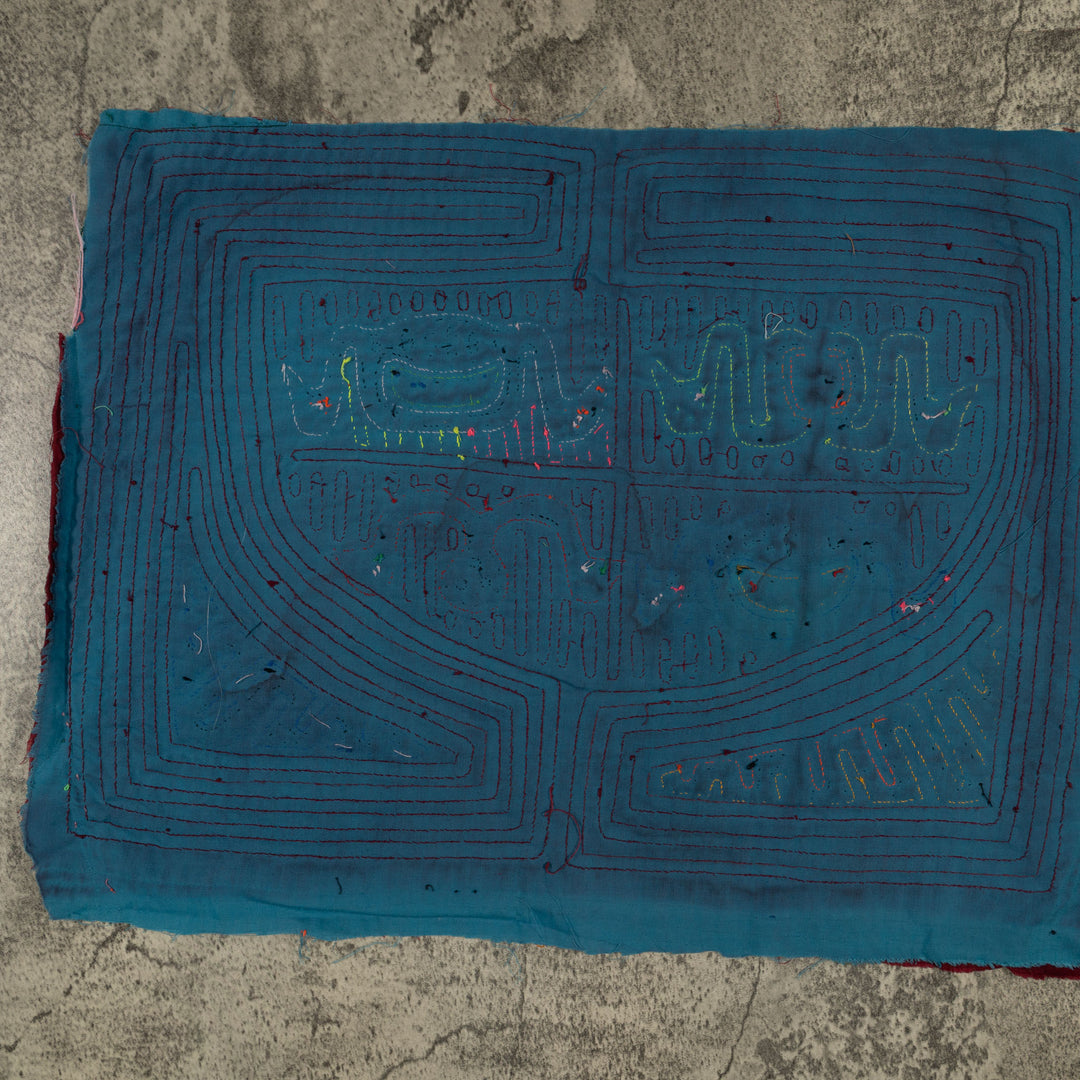 Traditional Burgundy And Blue Two-Head Worm Mola