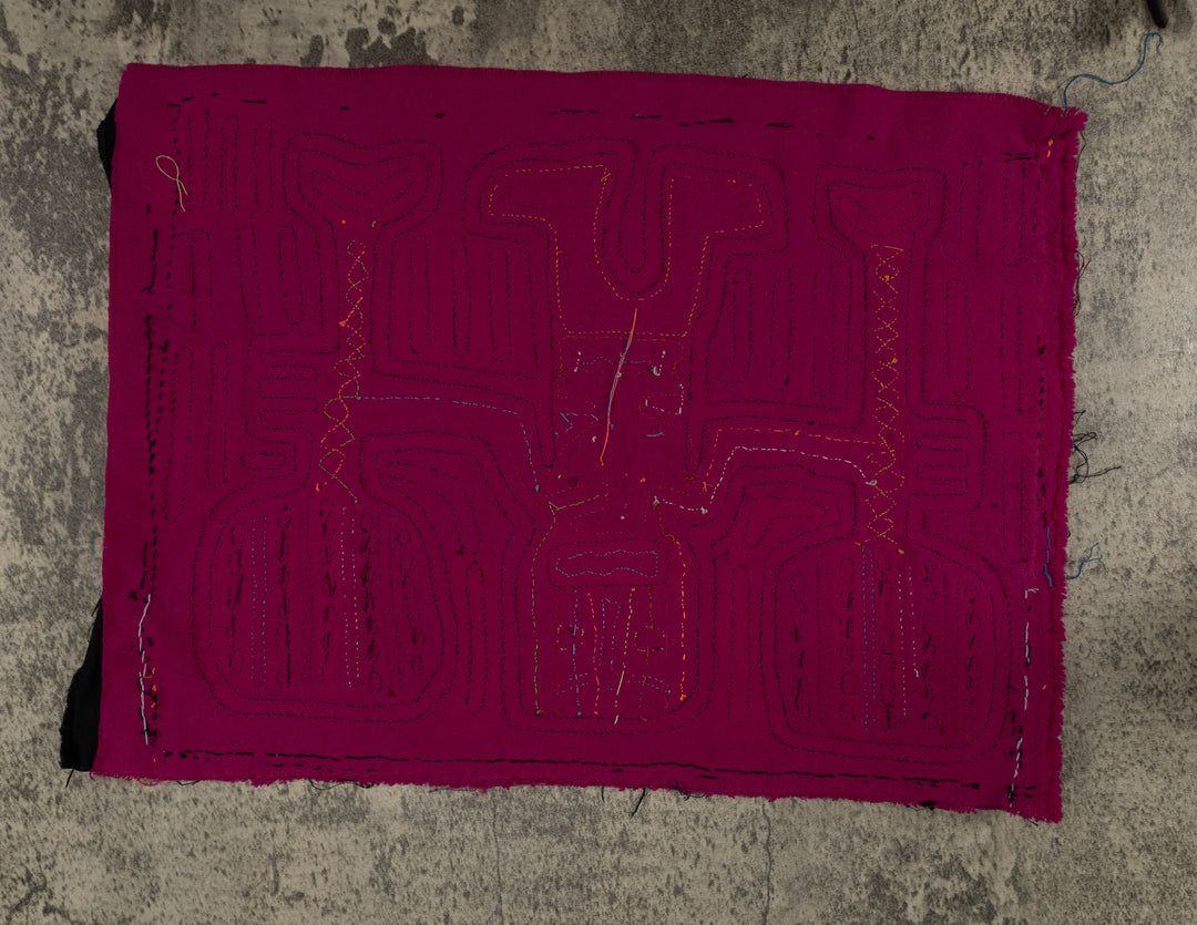 Classic Black And Purple Cayuco Paddle Man Mola