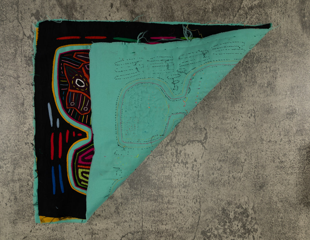 Multi-Color Puppy Dog In A Maraca Mola