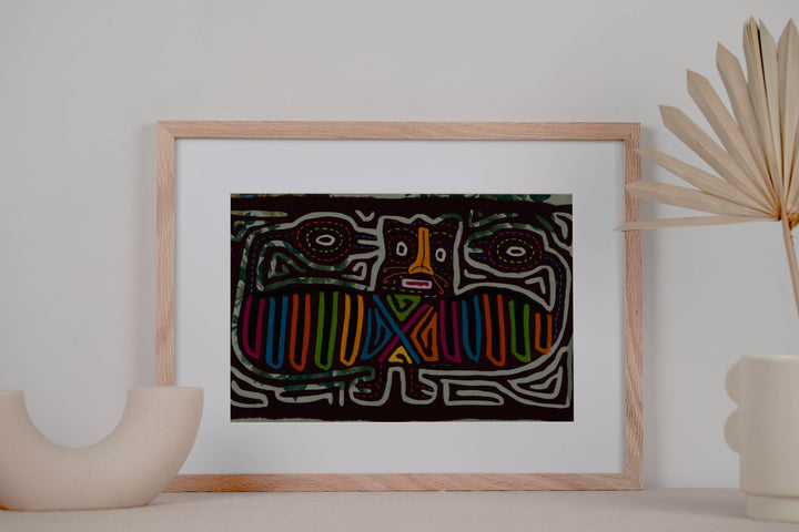 Vintage Maroon King Of The Jungle With Advicers Mola