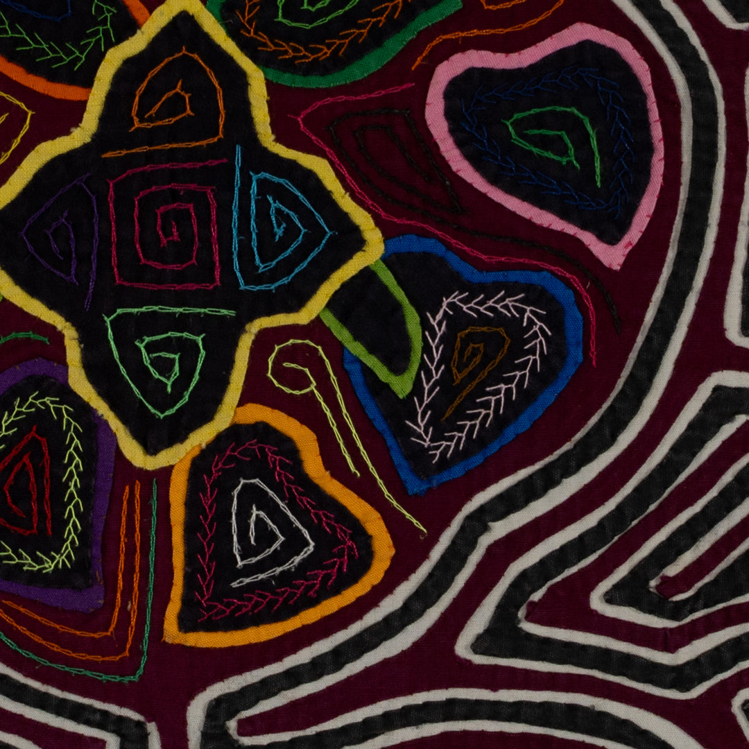 Classic Maroon Black And White Design Mola