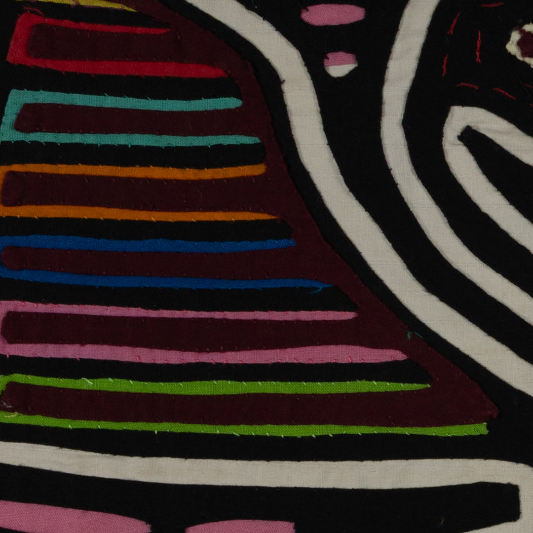 Classic Black And White Lovebird Mola