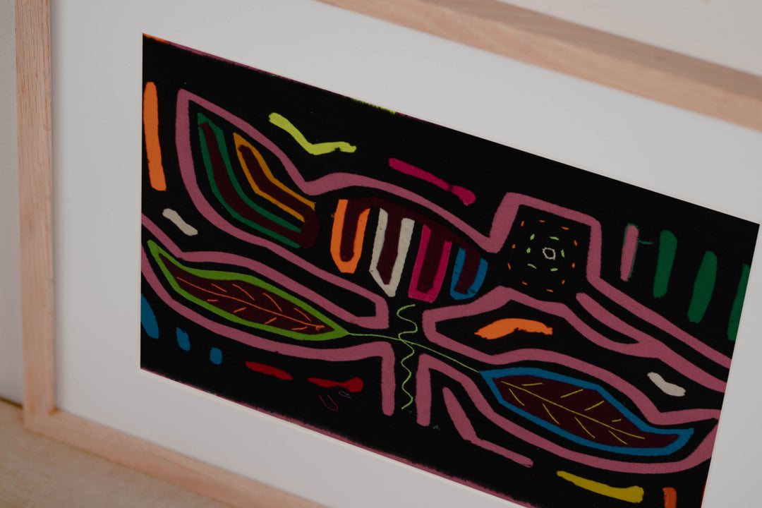 Traditional Black And Purple Big Beak Bird Mola