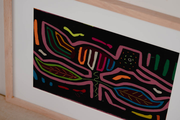 Traditional Black And Purple Big Beak Bird Mola