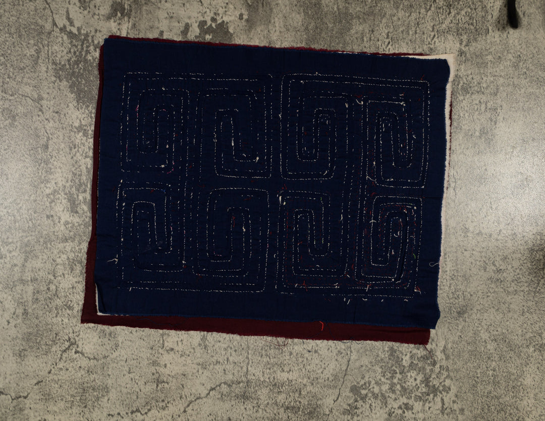 Traditional Burgundy Black And White Classic Design Mola