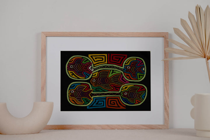 Rainbow Colors Fish Aquarium Mola