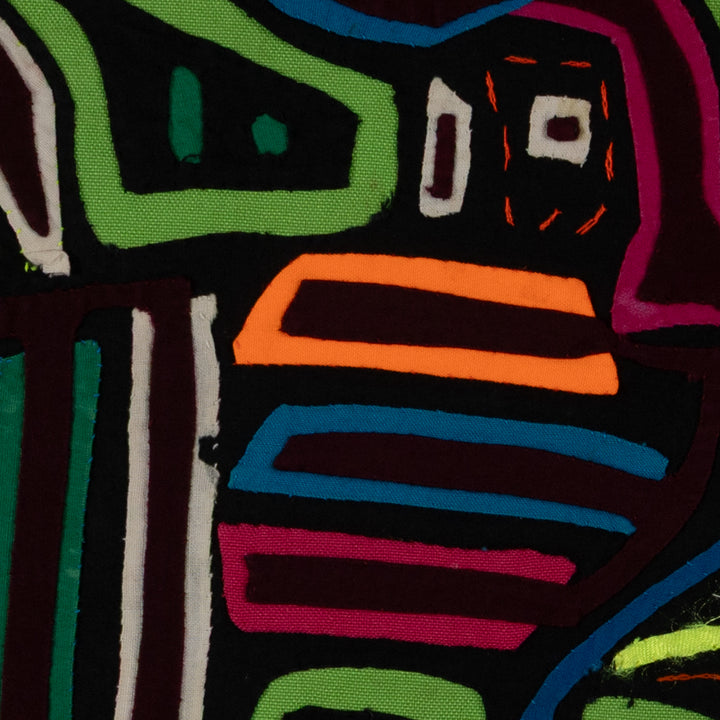 Classic Black And Green Jungle Bird Mola