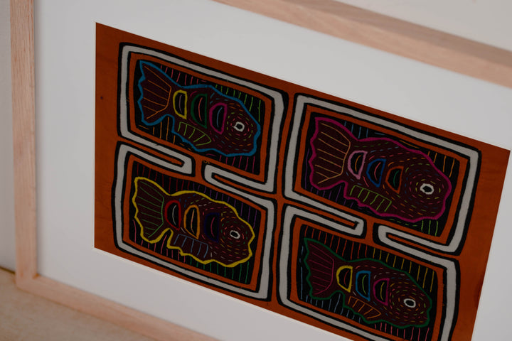 Traditional Orange And White Fish Aquarium Mola