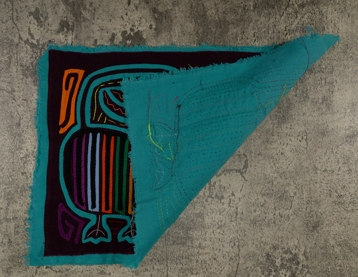 Maroon And Turquoise Rubber Neck Geese Mola