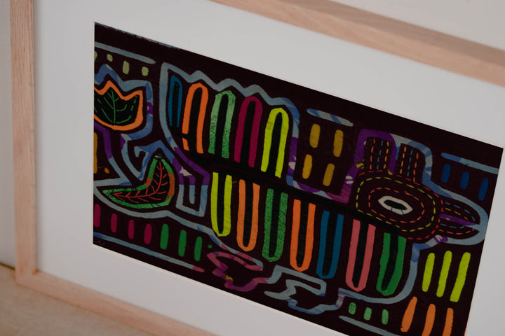 Vintage Maroon King Of The Jungle Mola