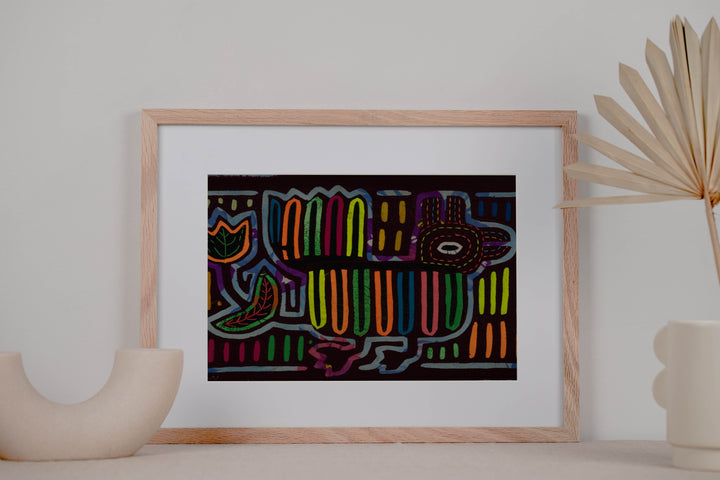 Vintage Maroon King Of The Jungle Mola