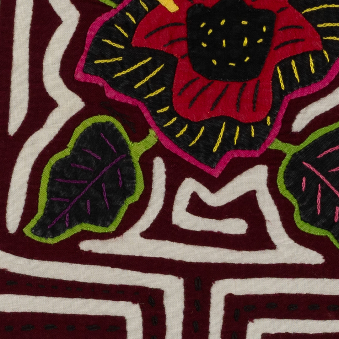 Traditional Hummingbird Bee And Flower Mola