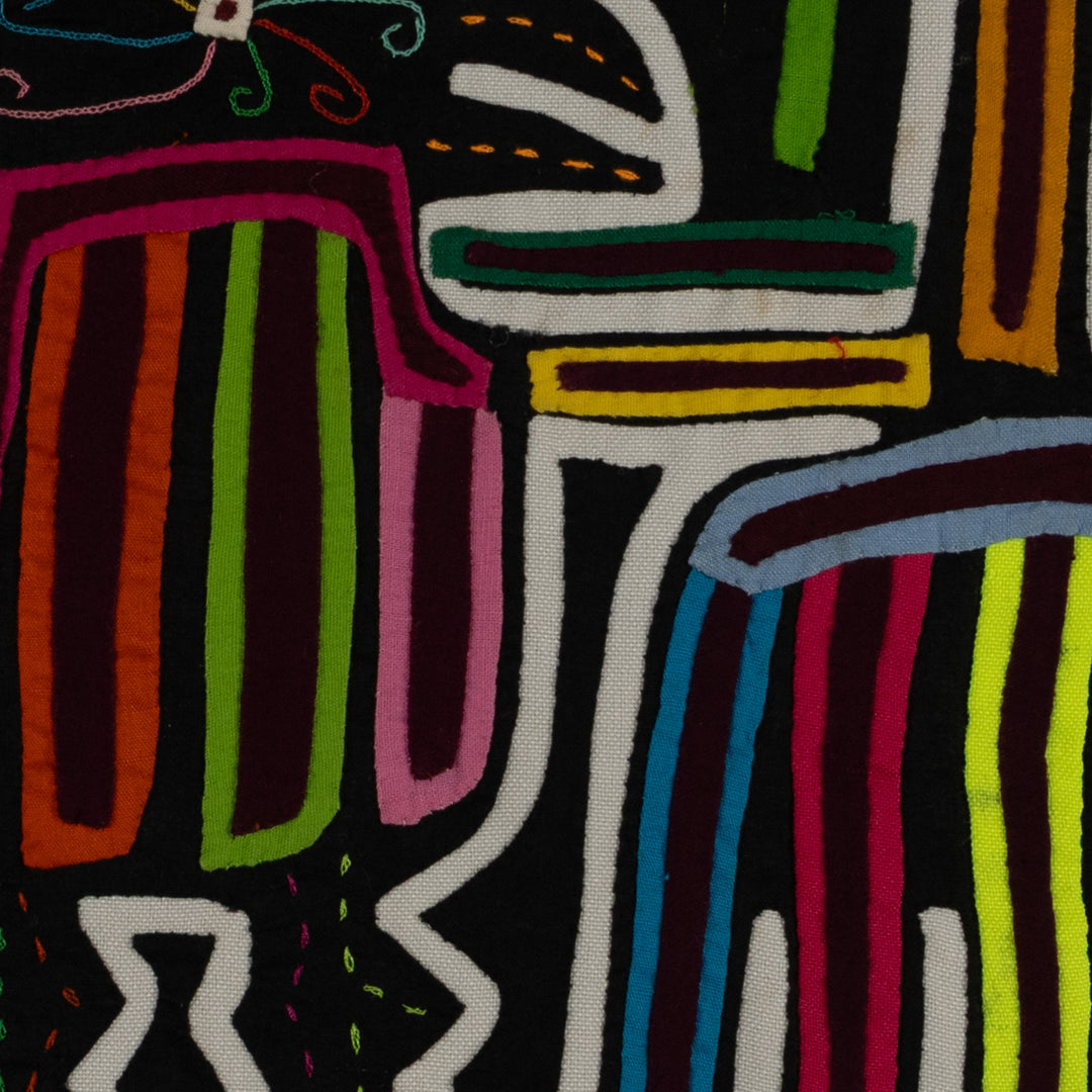 Classic Multi-Color Hotel Maid Mola