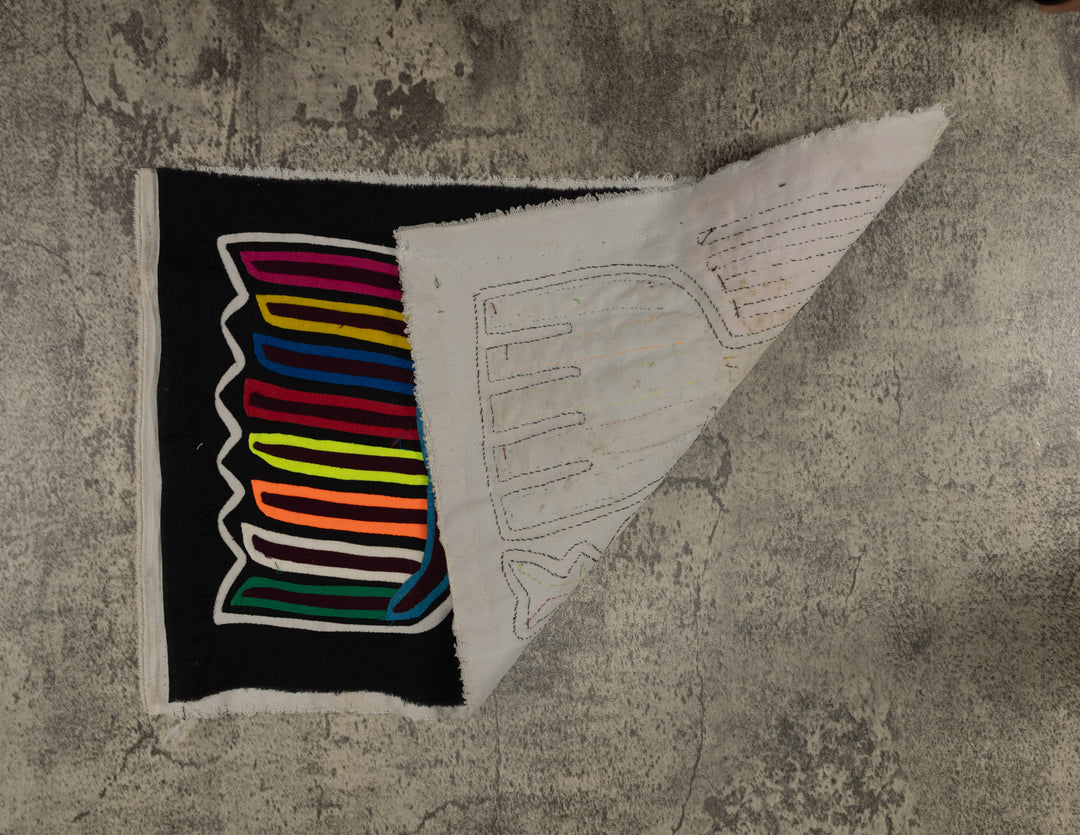 Classic Multi-Color Hotel Maid Mola