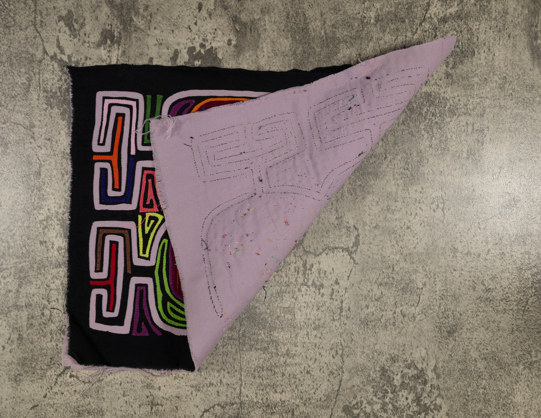 Classic Multi-Color Puppy Dog Mola