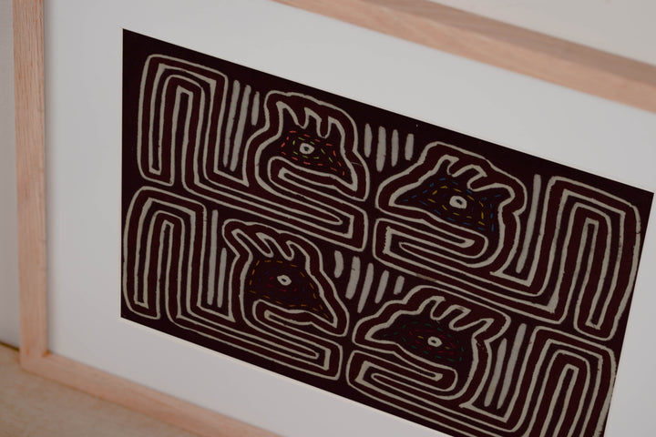 Burgundy And White Bird Head Mola