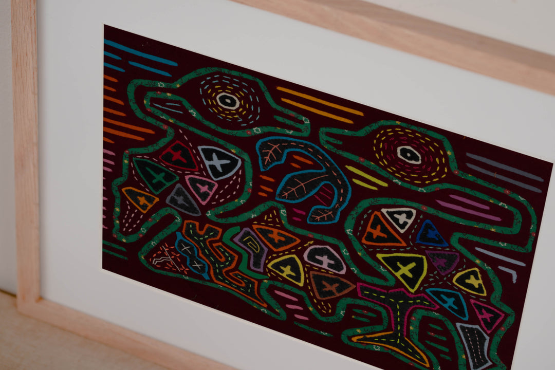 Vintage Kissing Swan Bird Mola