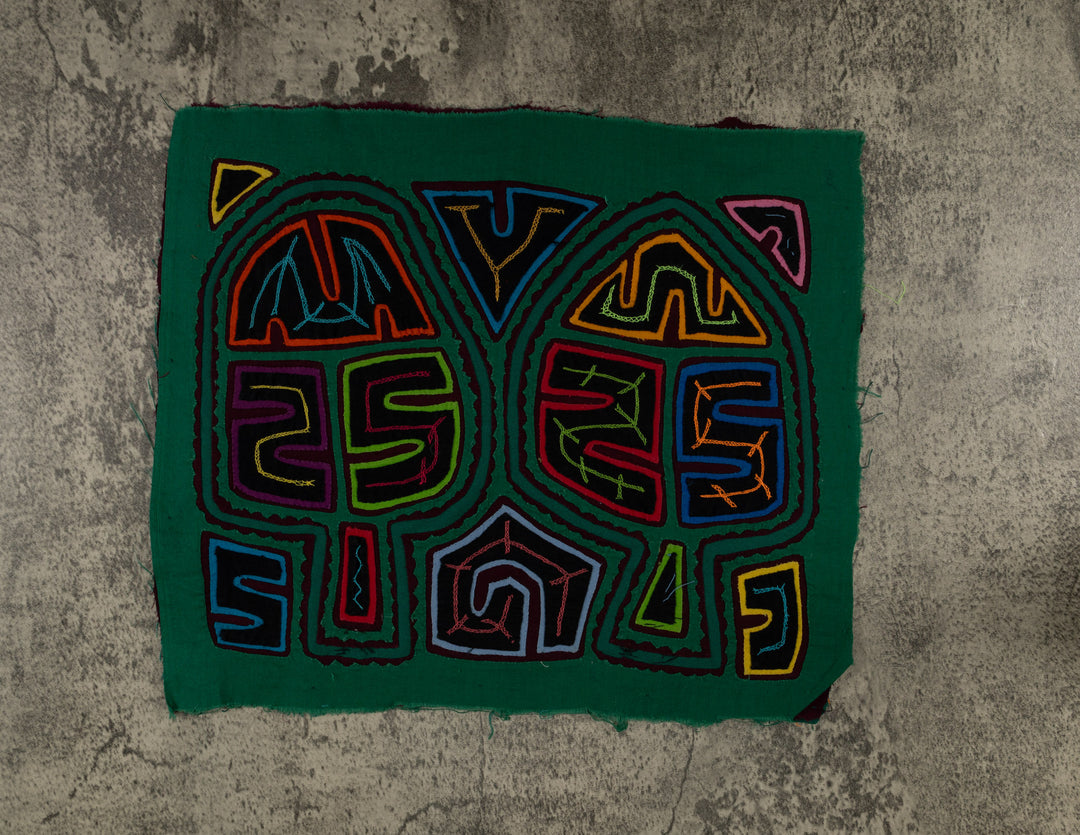 Classic Green Arrowhead Mola