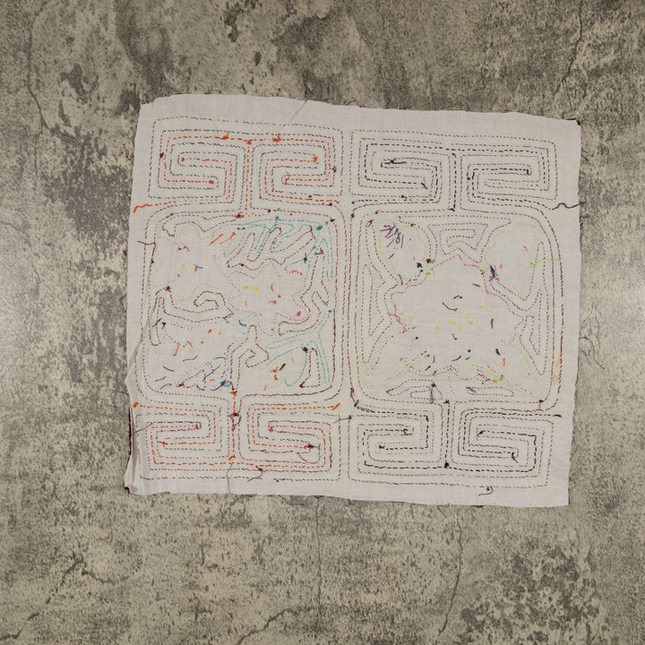 Traditional Hummingbird Bee And Flower Mola