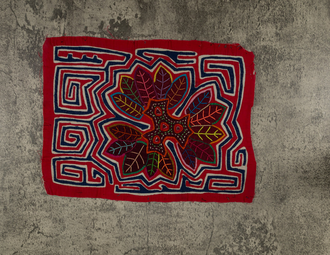 Classic Red White And Blue Floral Flower Mola