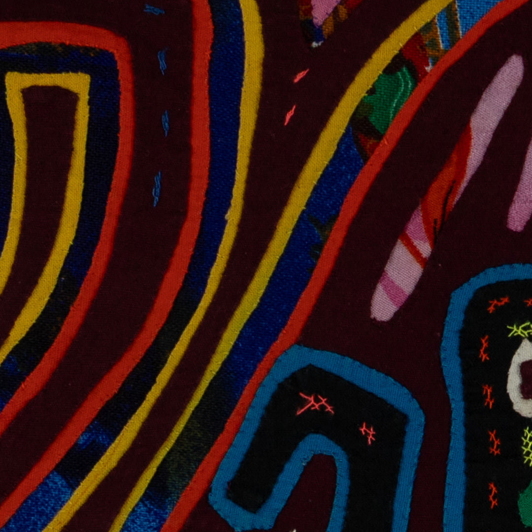 Classic Maroon And Blue Squirrel Mola