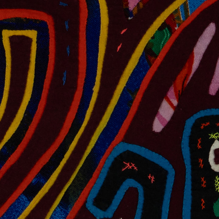 Classic Maroon And Blue Squirrel Mola