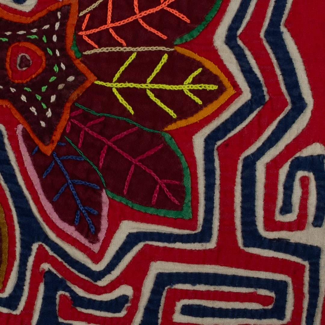 Classic Red White And Blue Floral Flower Mola