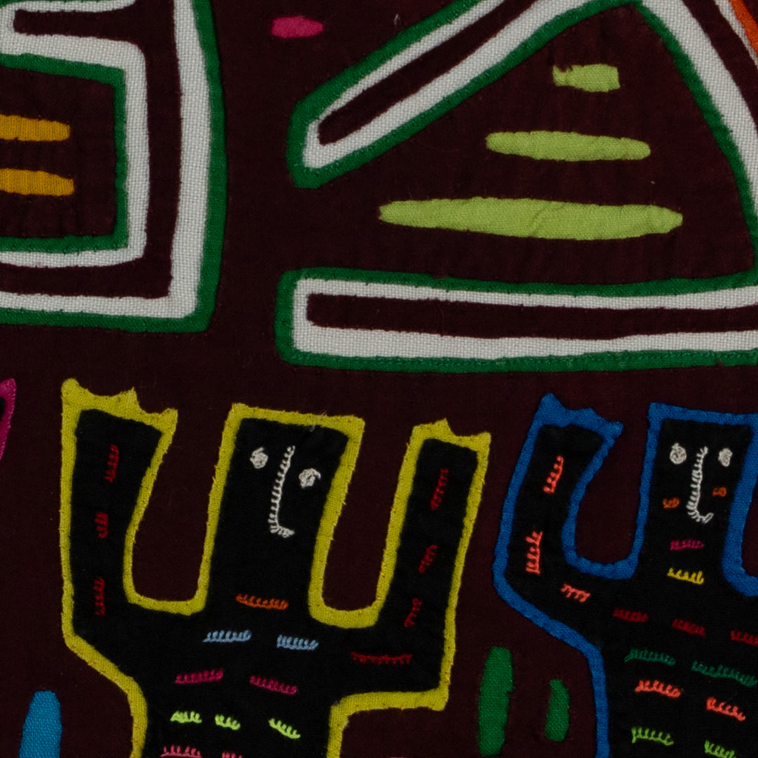 Burgundy And White Boat People Mola