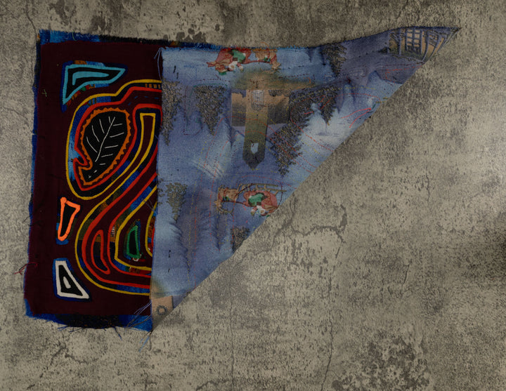 Classic Maroon And Blue Squirrel Mola