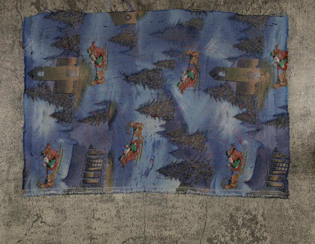 Classic Maroon And Blue Squirrel Mola