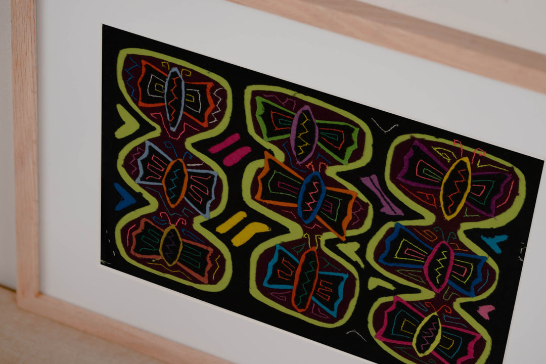 Traditional Black And Green Bowtie Butterfly Mola