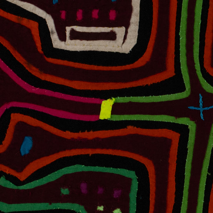 Maroon Smoking Pipe Mola