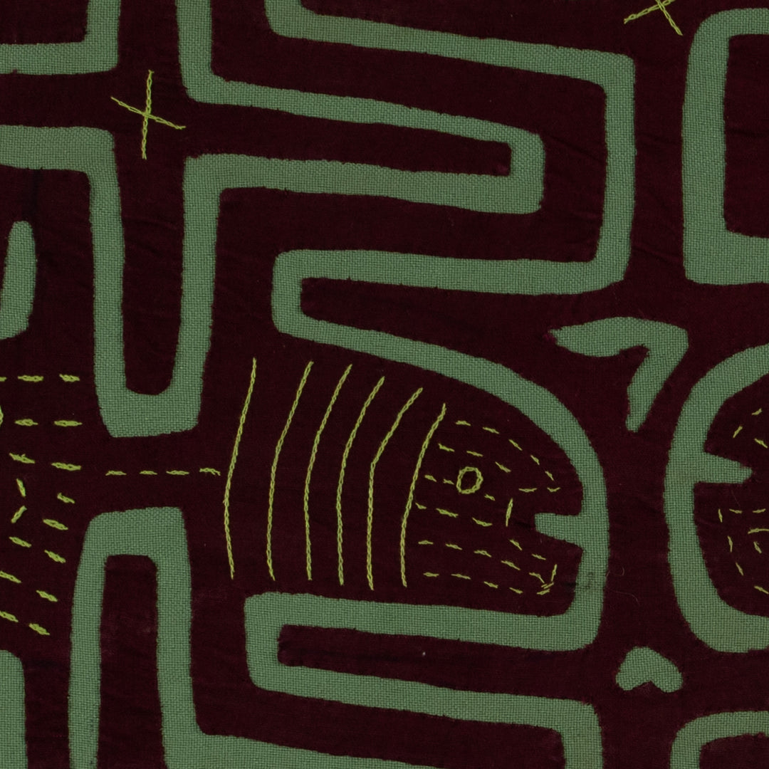 Classic Maroon And Gray Guppie Fish Mola