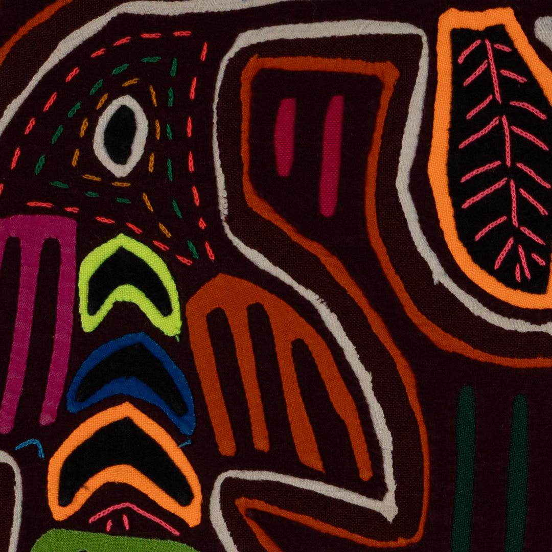 Classic Multi-Color Hummingbird Kiss Mola