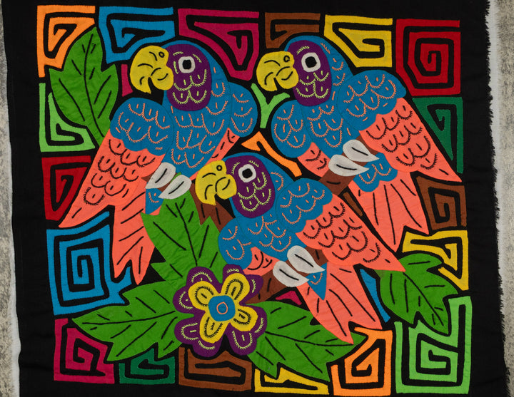 Panama Parrot Trio Mola