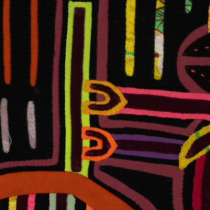 Multi-Color Rainforest House Cleaner Mola